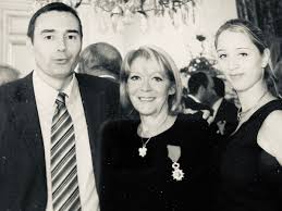 #xavier bertrand #mariani #sécurité sociale #fraudes sociales #niche fiscale #entreprises #cotisations sociales #fillon. Vanessa Williot Bertrand Vanessawilliot ×˜×•×•×™×˜×¨