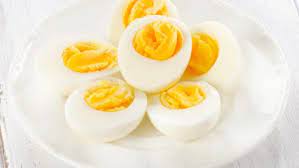 I loro tuorli dorati e la varietà unica di colori del guscio d'uovo potrebbero attirare la tua. Uova Sode Perfette Quanto Cuocerle Come Sbucciarle E Come Condirle Galline Pollaio Ricette Con Uova E Video Divertenti