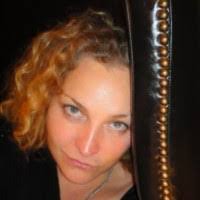 Danielle Bedard's Instagram, Twitter & Facebook