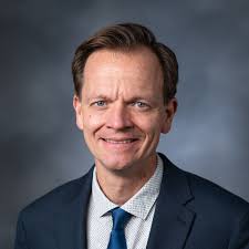 Christopher Oscarson's Instagram, Twitter & Facebook