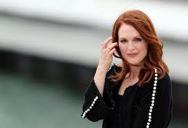 Julianne moore, имя при рождении — джу́ли энн смит (англ. Julianne Moore Here S The Thing Wnyc Studios