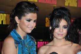 Vanessa Hudgens Und Selena Gomez Nehmen 2 Haben Sie Diesmal Die Haare Und Make Up Richtig
