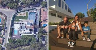 A peek inside neymar's luxury house that he bought earlier in 2016 for $9m in rio de janeiro, brazil. Where Does Leo Messi Live Now His Barcelona S House Is Astonishing Tribuna Com