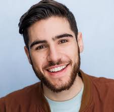 Get FREE tix soon!! And win our $200 raffle!! Link in bio This week's  lineup features: USAMA SIDDIQUEE (HBO, Comedy Central, Don't Tell) ASHLYNN  SALZANO (That Time of The Week pod) MIKE