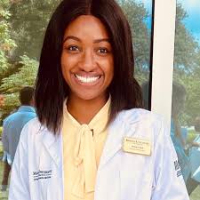 Fundraiser for Aminta Scott by Roxana Scott : Minty Is Off To Medical  School!