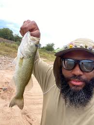 Fishing with Coosa Fishing Company in Alabama