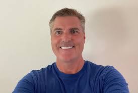 Debra Matus's Instagram, Twitter & Facebook