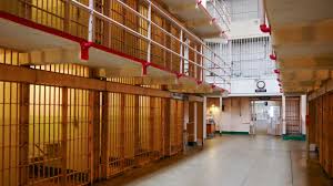 See more of alcatraz hotel am japanischen garten on facebook. Alcatraz Tickets Buchen Fahren Touren Offnungszeiten