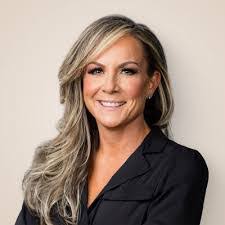 Cynthia Brittain's Instagram, Twitter & Facebook