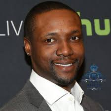 Live in the Castle with King Silky