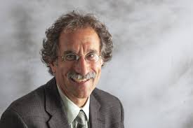 Legendary Bates chemistry professor Tom Wenzel named one of the top science  educators of the past 10 years