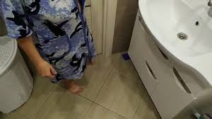 Mom Handjob - XXX BULE