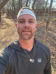 Wade Hickman's Instagram, Twitter & Facebook