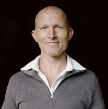 Dan Engle's Instagram, Twitter & Facebook