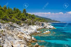 Erkunden sie die strände von kassandra, griechenland. Felsige Kustenlinie Und Eine Schone Klare Wasser In Chalkidiki Halbinsel Kassandra In Griechenland Lizenzfreie Fotos Bilder Und Stock Fotografie Image 23482003