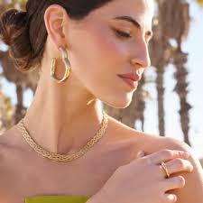 Miriam Moon-shaped Piercing