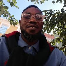 Can anyone suggest any bars that have afternoon bands or tribute acts