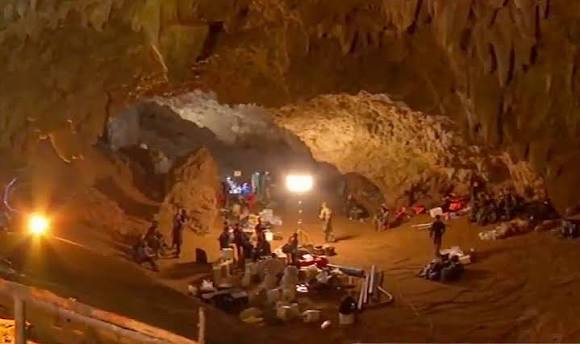 Tham Luang cave rescue - Wikipedia