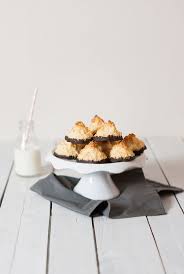 Rochers Noix De Coco Chocolat Lilie Bakery Recettes Photographie Culinaire Recette Rocher Noix De Coco Macarons Noix De Coco Noix De Coco