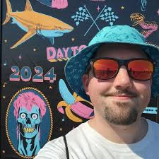 Alex Humphreys (@a.humphreys97) • Threads, Say more