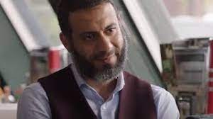 لأنّ أحداً لا يأتي في موعده ولأنّ الانتظار يشبه الجلوس على صفيح ساخن أعاد عقارب ساعته اليدوية عشرين دقيقة إلى الوراء هكذا خفف عن نفسه عذاب الانتظار ونسي الأمر. Ø§Ù„Ø´ÙŠØ® Ù…Ø¤Ù†Ø³ Ù„Ø§ Ø§Ø·ÙŠÙ‚ Ø§Ù„Ø§Ù†ØªØ¸Ø§Ø± Youtube
