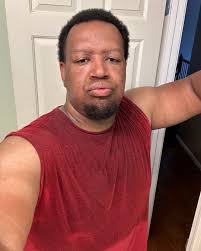 Cornell Smith (@iamfitmd) • Instagram photos and videos