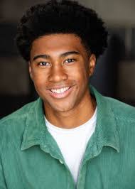 Mitchell Fain's Instagram, Twitter & Facebook