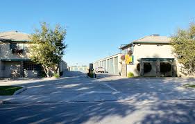 Our location on chester avenue is located between planz road and south union avenue, only a mile from highway 99. Us Storage Centers Acquires Self Storage Facility In Bakersfield California Westport Properties Storage Facility Management Investment