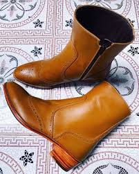 Ce que vous devez savoir sur les bottines et boots homme. Bottes Bottines Avec Fermeture Eclair En Brun Moyen Pour Hommes Boots With Zipper In Middle Brown For Men Chau Bottes Chaussures Homme Bottes Chelsea