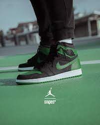 If you would like to know various other wallpaper, you can see our gallery on sidebar. Snipes Air Jordan 1 High Og Retro Pine Green 159 99 Facebook