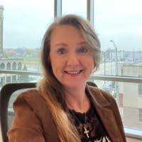 Alicia Priest's Instagram, Twitter & Facebook