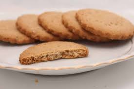 Perpaduan antara susu indomilkrasa coklat dengan roti tawar. 5 Biskuit Gandum Enak Yang Bagus Untuk Diet