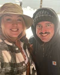 Ward Larson (@whoiswardlarson) • Instagram photos and videos