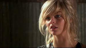 Samara Weaving HD wallpaper