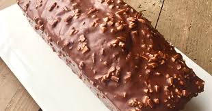 Cake Marbre Et Glacage Rocher Chocolat Au Lait Eclats D Amandes Rochers Chocolat Recette Nappage Chocolat Recettes De Patisserie