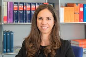 ˈʁaɪnhaʁt ˈtʁɪstan ˈɔʏɡn̩ ˈhaɪdʁɪç (); Anwaltin Fur Baurecht Juliane Heidrich Baurechtsuche De