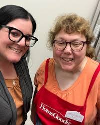 Valerie Metz's Instagram, Twitter & Facebook