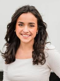 Lou Barry's Instagram, Twitter & Facebook