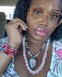 Deanna Rabb's Instagram, Twitter & Facebook