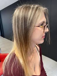 But she really does look like a Lily.