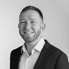 Daniel Elkin's Instagram, Twitter & Facebook