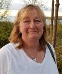 Diane Hill's Instagram, Twitter & Facebook