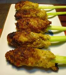 Tapi apakah bumbu sambal sate taichan ini seperti sambal pada umumnya? Sate Lilit Wikipedia