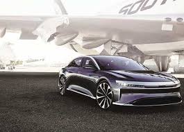 وقرعت لوسيد جرس الافتتاح في بورصة ناسداك. Ø§Ù„Ø³Ø¹ÙˆØ¯ÙŠØ© ØªØ³ØªØ¹Ø¯ Ù„ØªÙ‚Ø¯ÙŠÙ… Lucid Air Ø§Ù„ÙƒÙ‡Ø±Ø¨Ø§Ø¦ÙŠØ© Ø§Ù„ÙØ§Ø®Ø±Ø© Ø§Ù„Ù…ØµØ±ÙŠ Ø§Ù„ÙŠÙˆÙ…