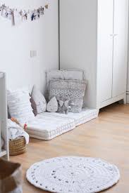 Les pastel sont des alliés de choix, que ce soit sur le mobilier, les textiles, les accessoires et les murs. Deco Chambre Enfant 15 Idees Deco A Copier Vues Sur Pinterest Cote Maison