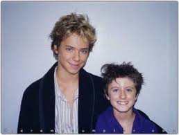 Pin By Destyni Fuller On Actors I Love Peter Pan Movie Jeremy Sumpter Peter Pan Peter And Wendy