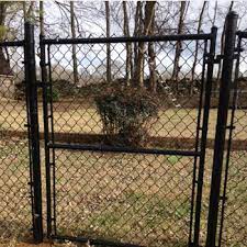 Size your auger bit accordingly to the height and grade of fence materials to be installed. Home Knox Fence