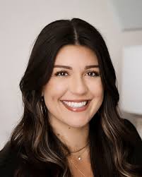 Find Emotionally Focused Therapists and Psychologists in Newport Beach, CA 