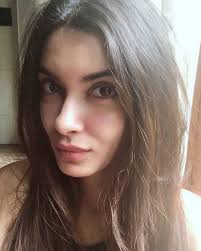 With the 'love aaj kal' (2009) team back together for 'cocktail', people can hardly wait for its release. Photos Every Time Cocktail Actress Diana Penty Embraced Her Pure Pores And Skin Sans Make Up Sahiwal