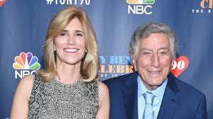 Microsoft and partners may be compensated if you purchase something through. Who Is Tony Bennett S Wife Meet Susan Crow Susan Crow Tony Bennett Just Jared
